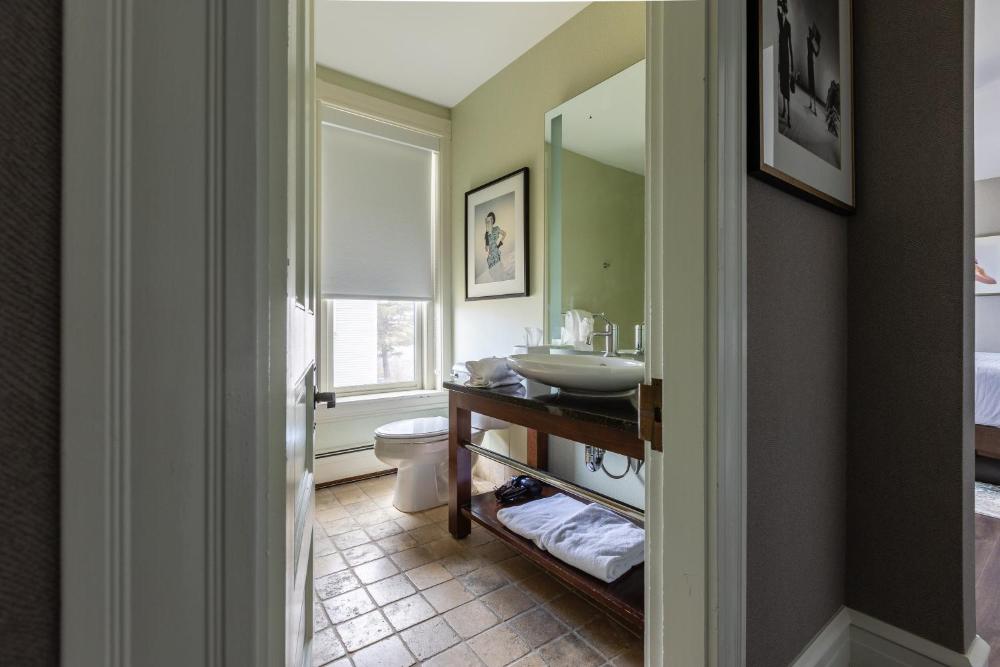Superior Double Queen Room interior